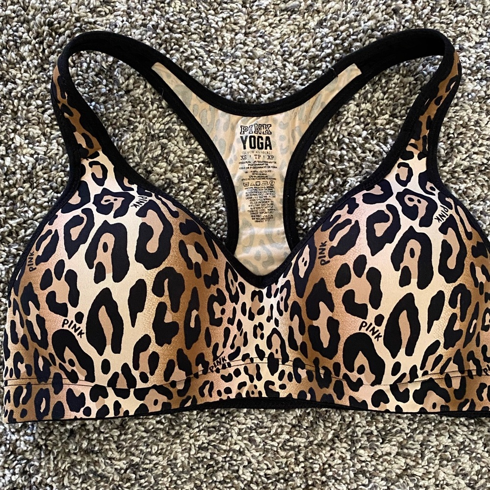 VS sports bra